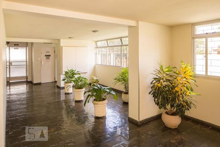 Apartamento para alugar com 59m², 2 quartos e 1 vaga Apartamento para alugar com 59m², 2 quartos e 1 vagaHall de Entrada