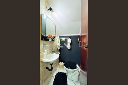 Casa à venda com 230m², 2 quartos e 5 vagasLavabo 2