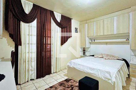 Casa à venda com 230m², 2 quartos e 5 vagasSuíte 2