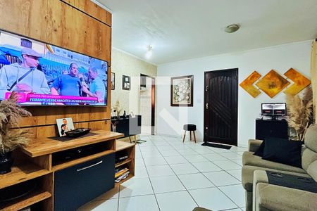 Casa à venda com 230m², 2 quartos e 5 vagasSala