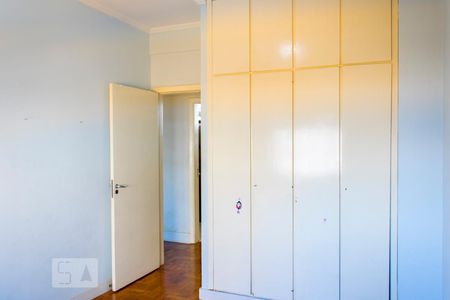 Apartamento à venda com 160m², 3 quartos e 1 vagaQuarto 2