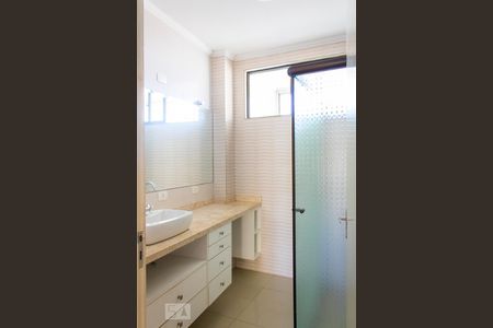 Apartamento à venda com 160m², 3 quartos e 1 vagaBanheiro da Suíte