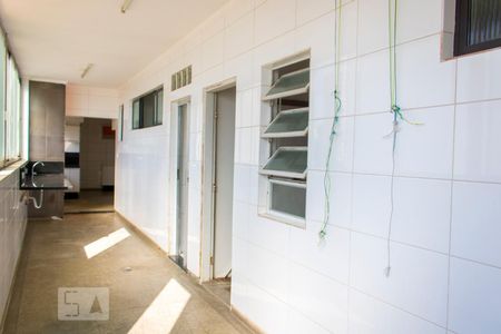 Apartamento à venda com 160m², 3 quartos e 1 vagaÁrea de Serviço
