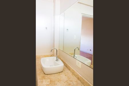 Apartamento à venda com 160m², 3 quartos e 1 vagaBanheiro da Suíte