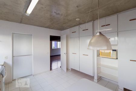 Apartamento para alugar com 145m², 3 quartos e 2 vagas Apartamento para alugar com 145m², 3 quartos e 2 vagasCozinha