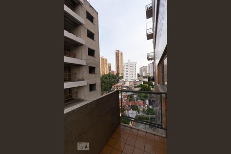 Apartamento para alugar com 145m², 3 quartos e 2 vagas Apartamento para alugar com 145m², 3 quartos e 2 vagasVaranda