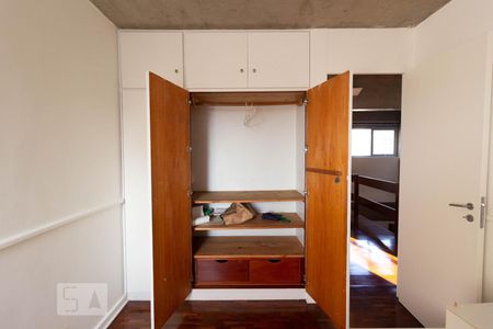 Apartamento para alugar com 145m², 3 quartos e 2 vagas Apartamento para alugar com 145m², 3 quartos e 2 vagasQuarto 2