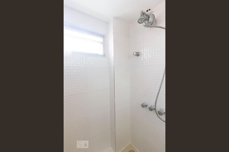 Apartamento para alugar com 145m², 3 quartos e 2 vagas Apartamento para alugar com 145m², 3 quartos e 2 vagasBanheiro Suíte