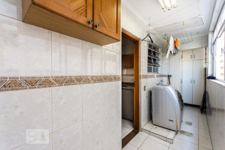 Apartamento para alugar com 116m², 3 quartos e 1 vaga Apartamento para alugar com 116m², 3 quartos e 1 vagaÁrea de serviço