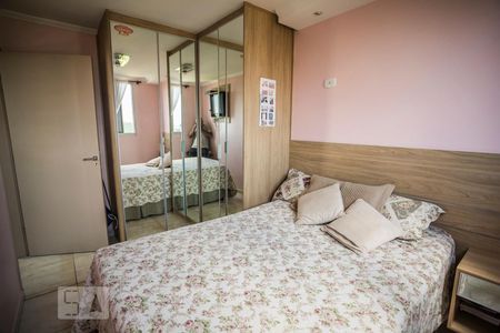 Apartamento à venda com 55m², 2 quartos e 1 vagaQuarto 2 - Armários