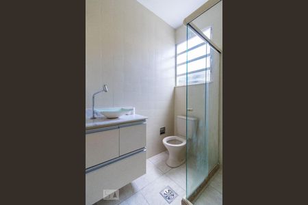 Apartamento à venda com 66m², 2 quartos e 1 vaga Apartamento à venda com 66m², 2 quartos e 1 vagaBanheiro