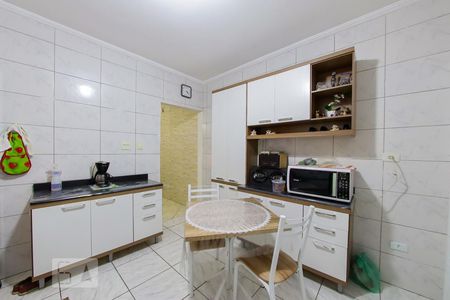 Casa à venda com 160m², 3 quartos e 2 vagas Casa à venda com 160m², 3 quartos e 2 vagasCozinha