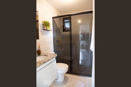 Banheiro  de apartamento à venda com 2 quartos, 60m² em Jardim Bonfiglioli, São Paulo