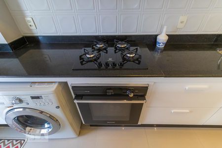 Apartamento à venda com 58m², 2 quartos e 2 vagas Apartamento à venda com 58m², 2 quartos e 2 vagasCozinha - Cooktop