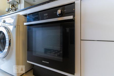 Apartamento à venda com 58m², 2 quartos e 2 vagas Apartamento à venda com 58m², 2 quartos e 2 vagasCozinha - Forno