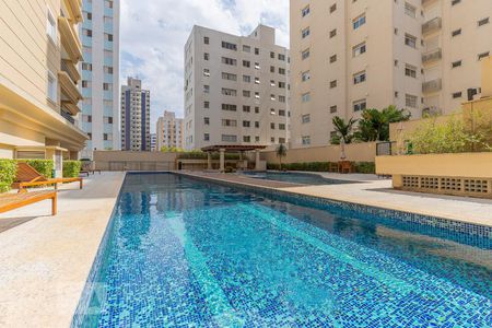 Apartamento à venda com 58m², 2 quartos e 2 vagas Apartamento à venda com 58m², 2 quartos e 2 vagasÁrea comum - Piscina