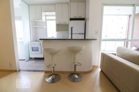 Sala/Cozinha de apartamento para alugar com 1 quarto, 45m² em Bela Vista, São Paulo