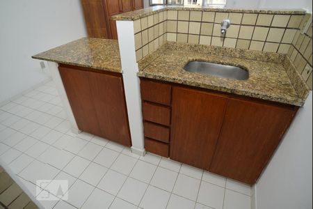Cozinha de kitnet/studio para alugar com 1 quarto, 24m² em Flamengo, Rio de Janeiro