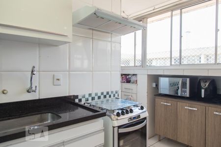 Cozinha de apartamento para alugar com 2 quartos, 64m² em Parque Cecap, Guarulhos