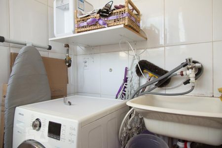 Área de Serviço de apartamento para alugar com 2 quartos, 64m² em Parque Cecap, Guarulhos