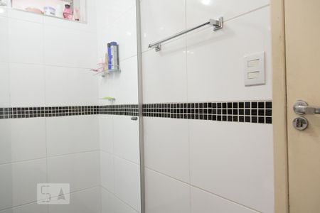 Banheiro Corredor de apartamento para alugar com 2 quartos, 64m² em Parque Cecap, Guarulhos