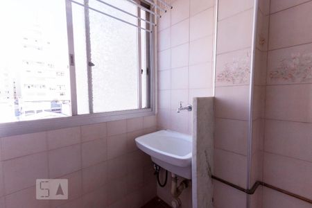 Área de serviço de kitnet/studio para alugar com 1 quarto, 35m² em Centro, Campinas