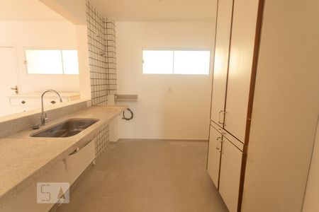 Apartamento para alugar com 70m², 2 quartos e 1 vagaCozinha