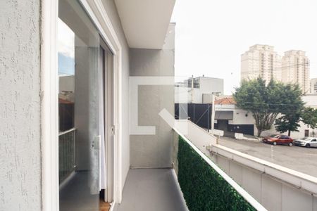 Casa à venda com 140m², 3 quartos e 2 vagas Casa à venda com 140m², 3 quartos e 2 vagasSuíte - Varanda