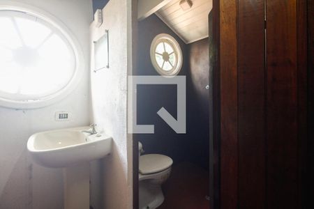 Casa à venda com 140m², 3 quartos e 2 vagas Casa à venda com 140m², 3 quartos e 2 vagasSótão