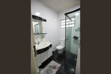 Casa à venda com 138m², 3 quartos e 2 vagasBanheiro do corredor