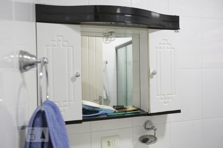 Casa à venda com 138m², 3 quartos e 2 vagasBanheiro do corredor