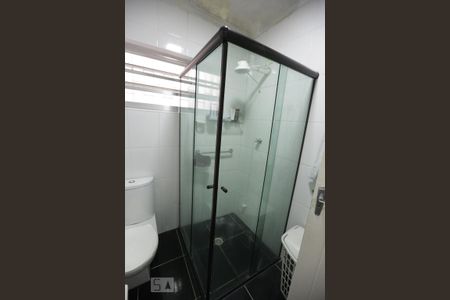 Casa à venda com 138m², 3 quartos e 2 vagasBanheiro do corredor