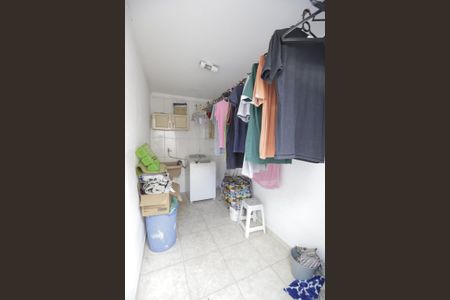 Casa à venda com 138m², 3 quartos e 2 vagasLavanderia