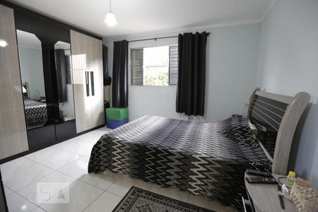 Casa à venda com 138m², 3 quartos e 2 vagasSuíte