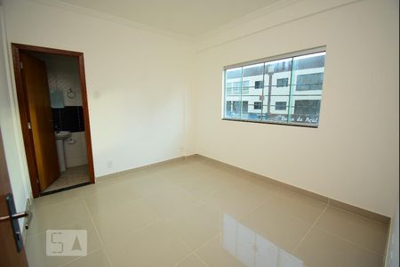 Quarto Suíte de apartamento para alugar com 2 quartos, 70m² em Setor Habitacional Vicente Pires, Brasília