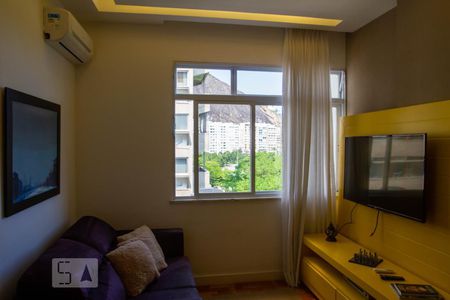 Apartamento à venda com 72m², 2 quartos e sem vagaSala