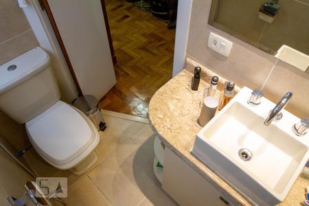 Apartamento à venda com 72m², 2 quartos e sem vagaBanheiro