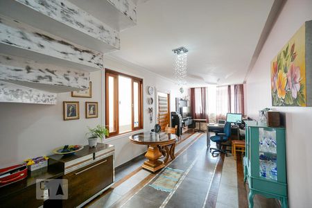 Sala de casa à venda com 4 quartos, 238m² em Vila Santa Clara, São Paulo