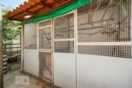 Casa à venda com 238m², 4 quartos e 2 vagasQuintal