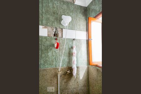 Casa à venda com 238m², 4 quartos e 2 vagasBanheiro social 02