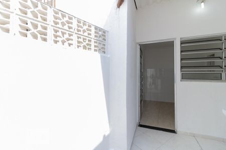 Casa para alugar com 45m², 1 quarto e sem vaga Casa para alugar com 45m², 1 quarto e sem vagaEntrada