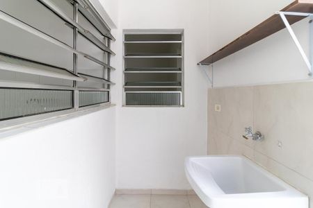Casa para alugar com 45m², 1 quarto e sem vaga Casa para alugar com 45m², 1 quarto e sem vagaLavanderia