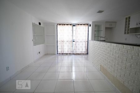Apartamento à venda com 57m², 1 quarto e sem vaga Apartamento à venda com 57m², 1 quarto e sem vagaSala