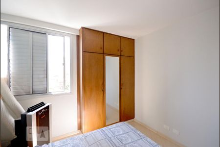 Apartamento para alugar com 100m², 3 quartos e 1 vagaQuarto 2