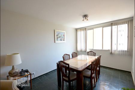 Apartamento para alugar com 100m², 3 quartos e 1 vagaSala