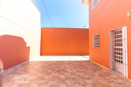Casa à venda com 240m², 3 quartos e 5 vagasÁrea Externa