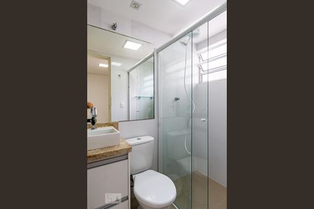 Banheiro de kitnet/studio para alugar com 1 quarto, 24m² em Bela Vista, São Paulo