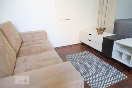 Studio - Sala de kitnet/studio para alugar com 1 quarto, 21m² em Vila Libanesa, São Paulo