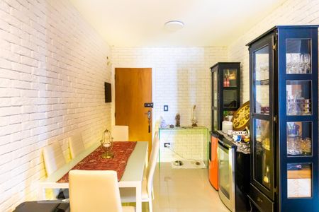 Apartamento para alugar com 60m², 2 quartos e 1 vaga Apartamento para alugar com 60m², 2 quartos e 1 vagaSala