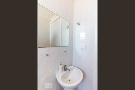 Apartamento para alugar com 60m², 2 quartos e 1 vaga Apartamento para alugar com 60m², 2 quartos e 1 vagaBanheiro